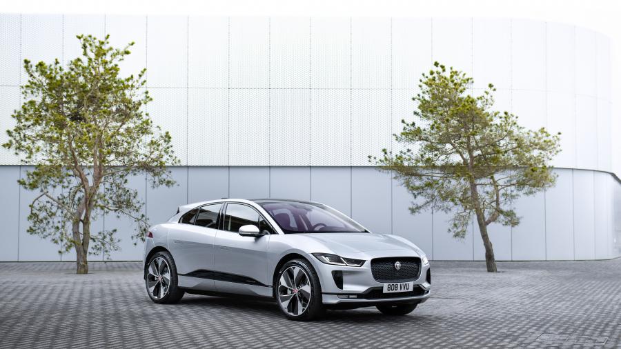  Jaguar I-Pace EV400 AWD HSE Black Pack 2020 года  (WW) (фото 1 из 23)